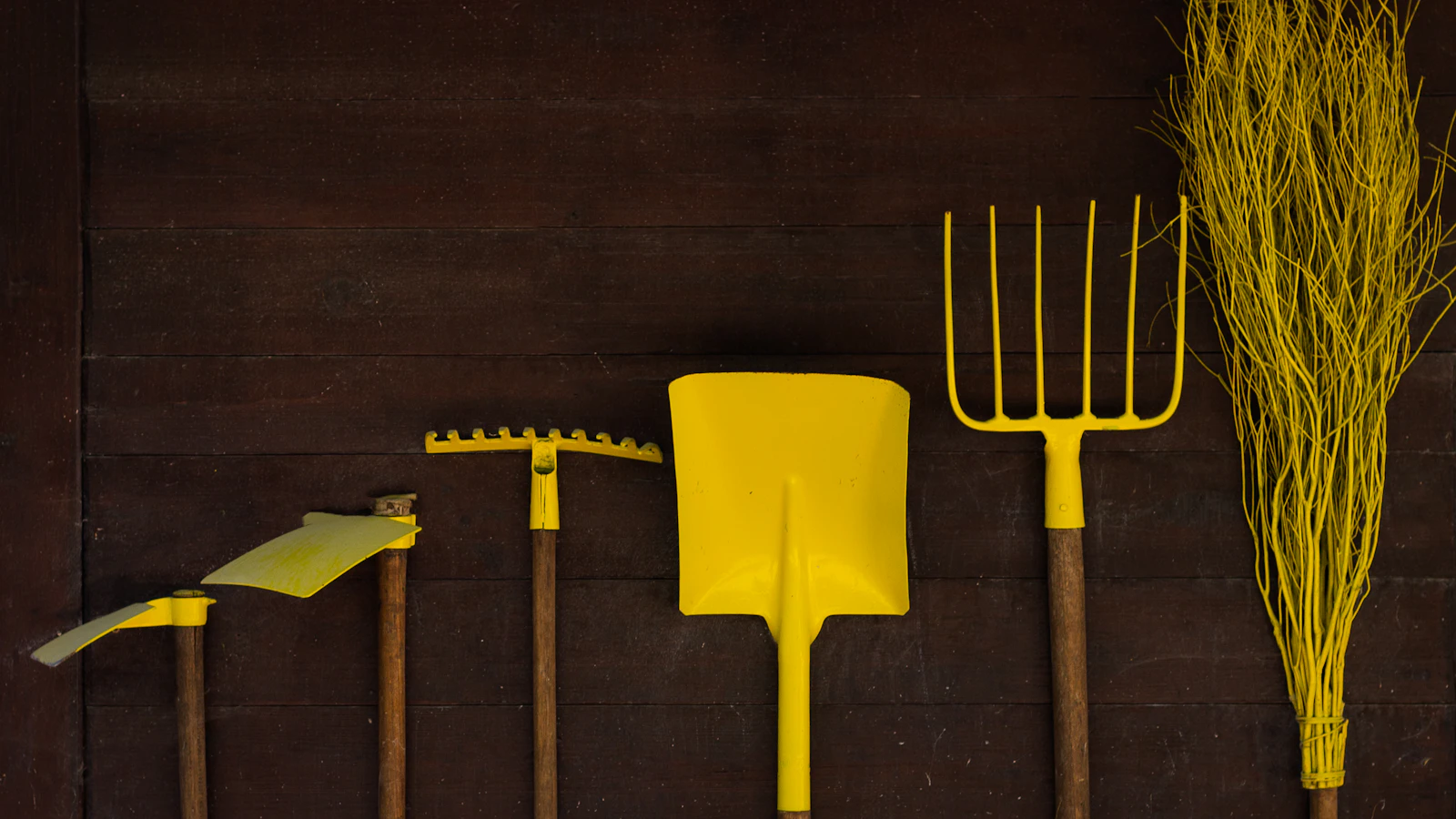 Kit de herramientas de jardinería: cuál elegir según cuánto vayas a cultivar