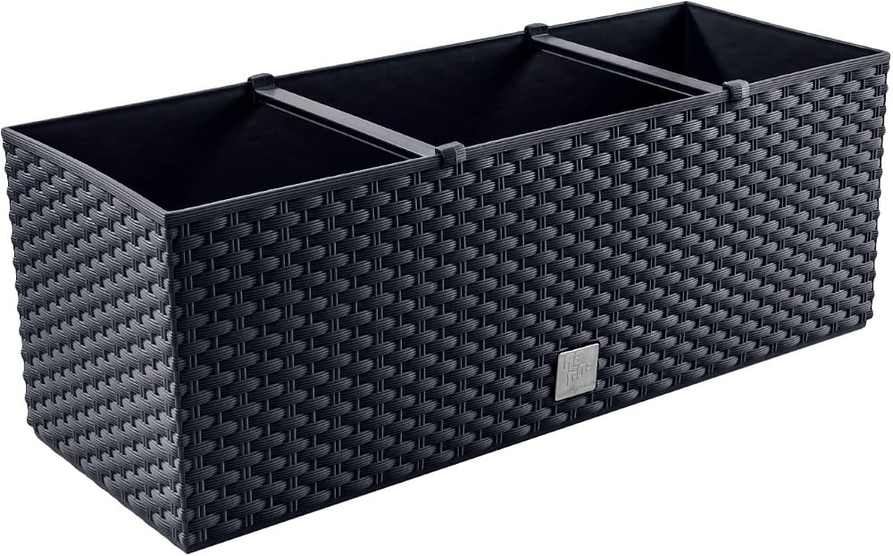 Jardinera rectangular marrón con sistema de autorriego